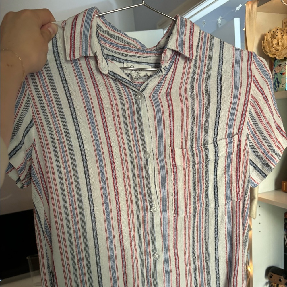 Button Down Women’s Top